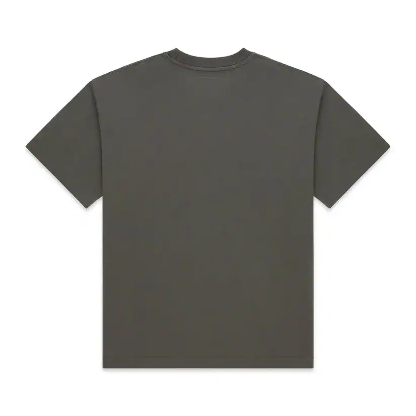 Plain dark gray T-shirt for streetwear and casual fashion. Perfect for everyday wear and stylish loo.